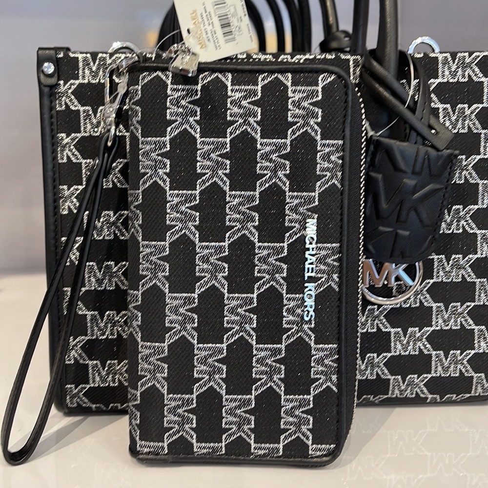 Michael Kors Jet Set Travel Large Phone Case Wristlet Wallet MK Black Multi - Picture 2 of 16